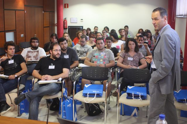 Asturias joven emprenda FADE y Cámara Comercio Oviedo